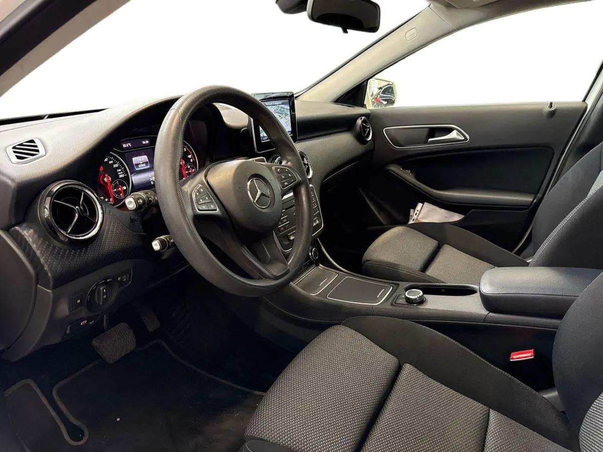 Mercedes-Benz GLA SUV usata a Ancona (16)