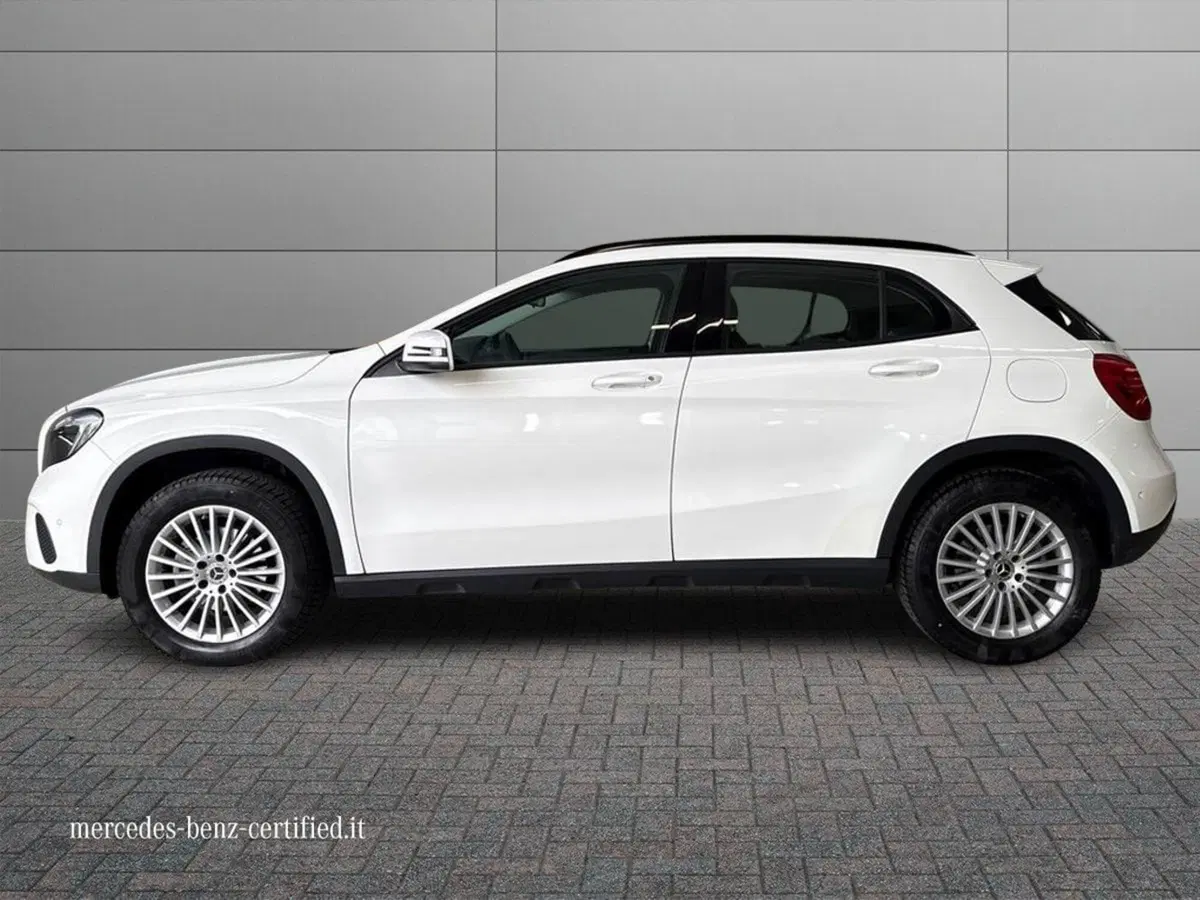 Mercedes-Benz GLA SUV usata a Ancona (2)