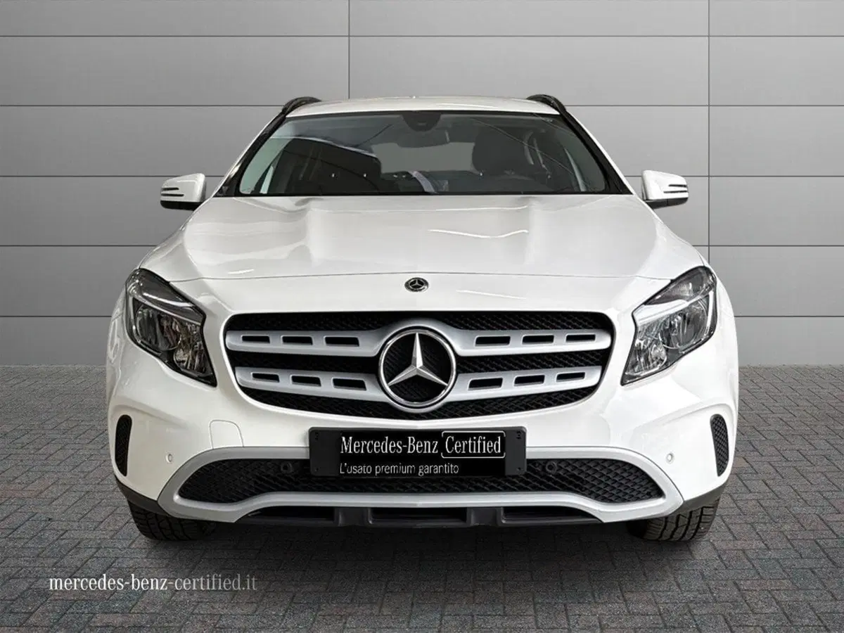 Mercedes-Benz GLA SUV usata a Ancona (6)