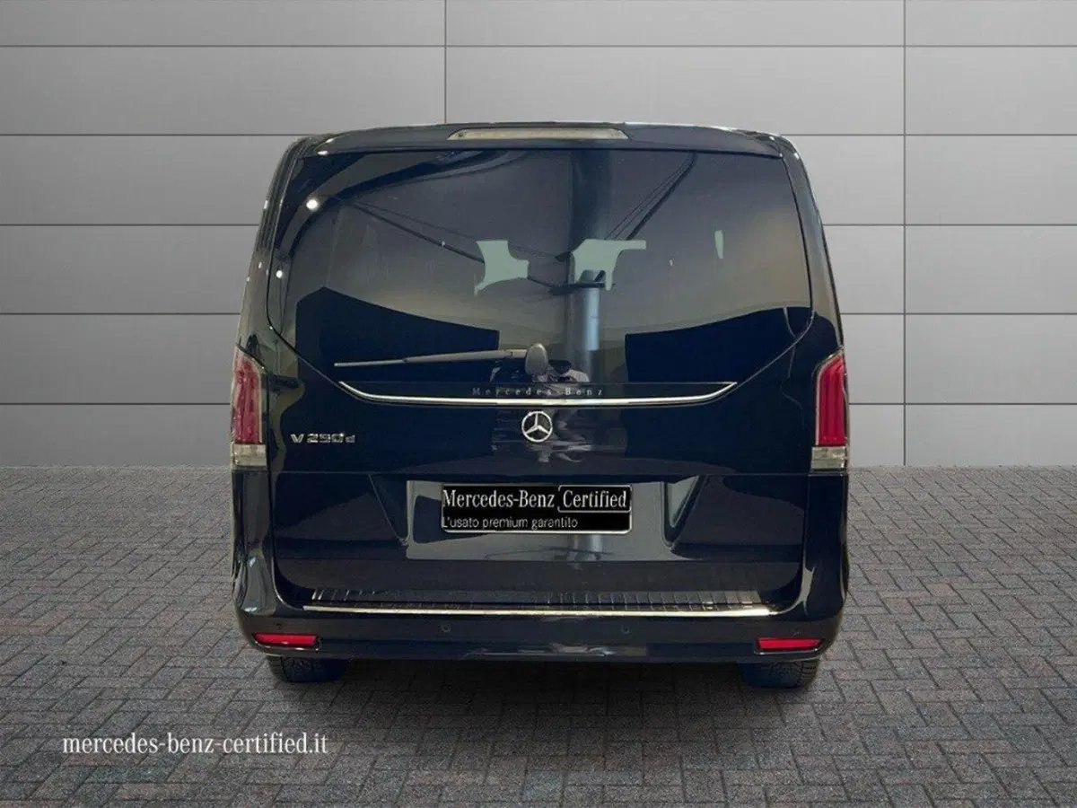 Mercedes-Benz Classe V usata a Ancona (4)