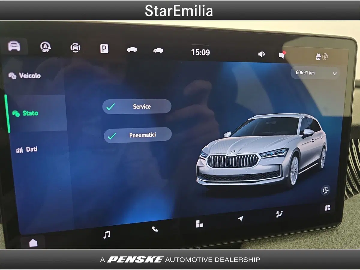 Skoda Superb usata a Bologna (15)