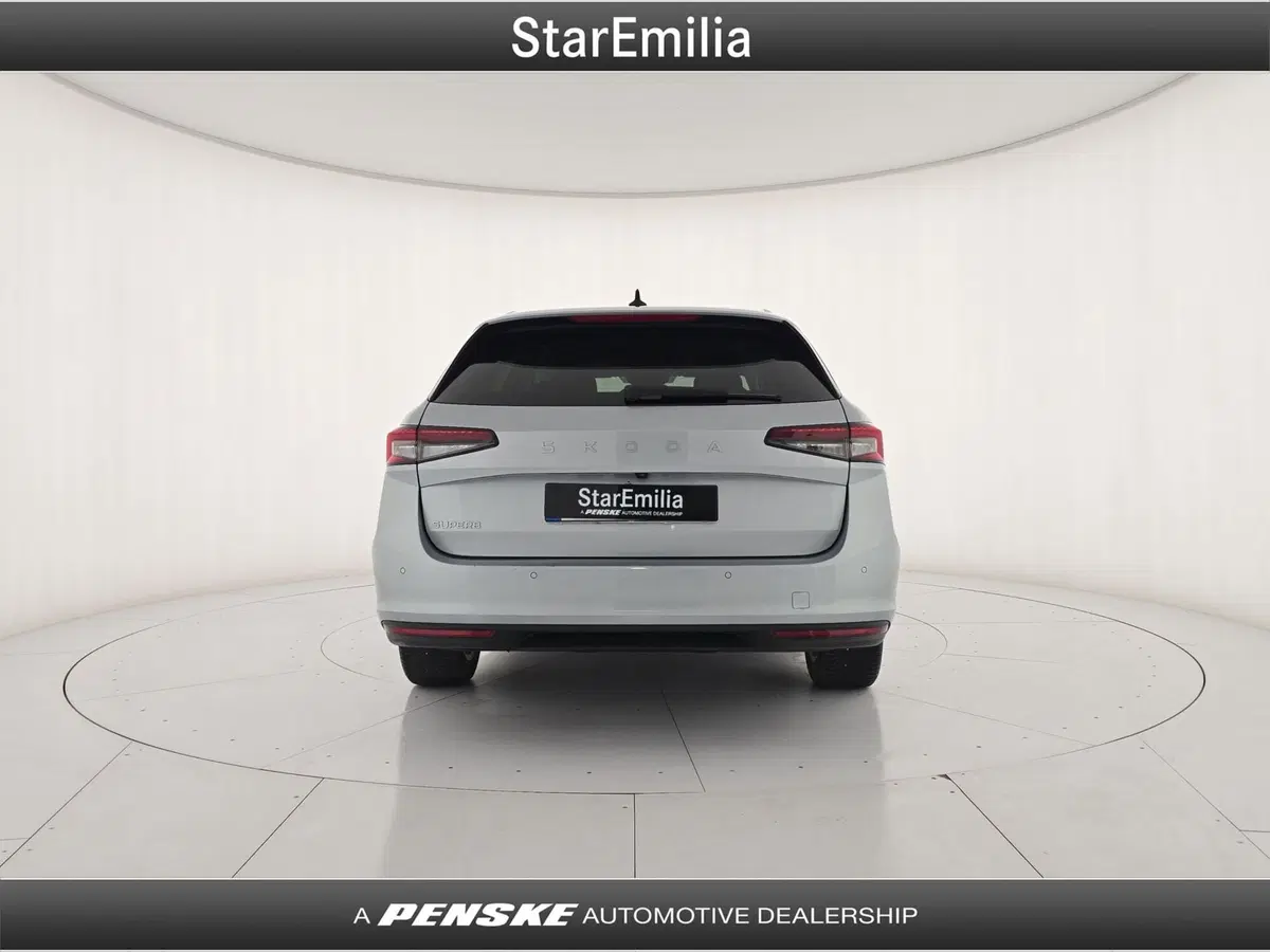 Skoda Superb usata a Bologna (4)