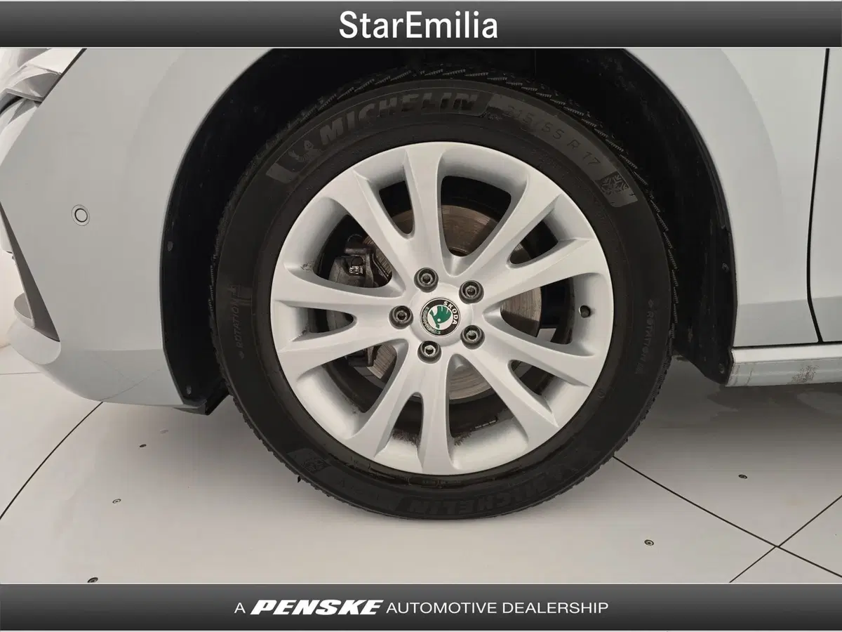 Skoda Superb usata a Bologna (8)