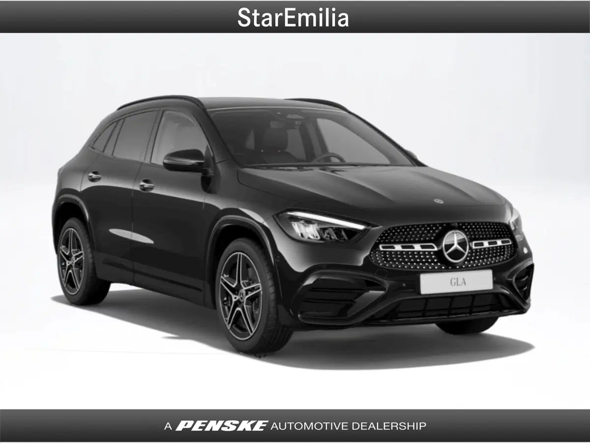 Mercedes-Benz GLA SUV nuova a Bologna