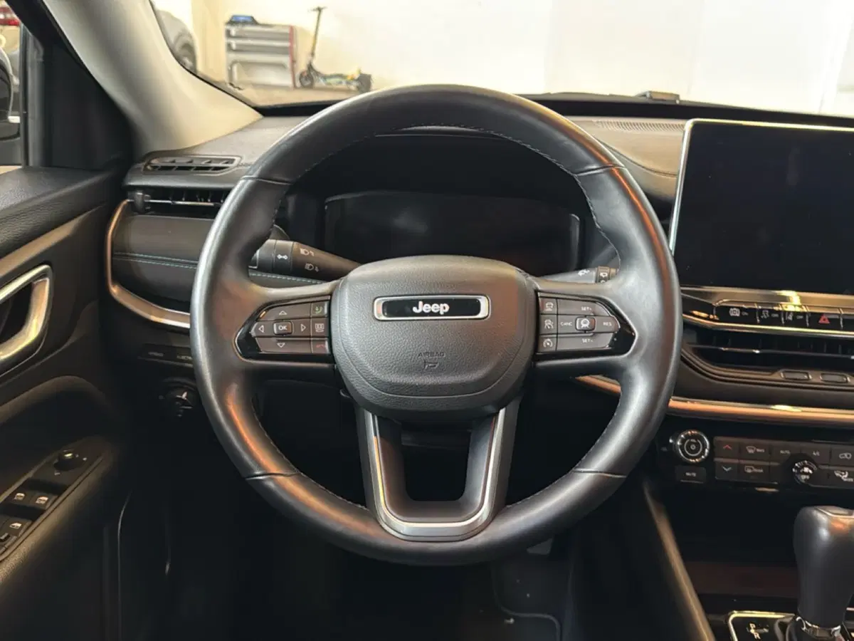 Jeep Compass usata a Pordenone (13)