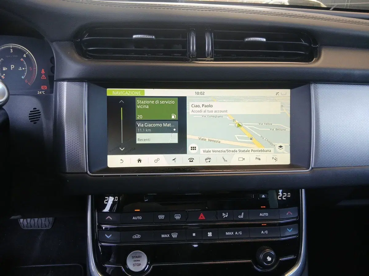 Jaguar XF Sportbrake usata a Pordenone (16)