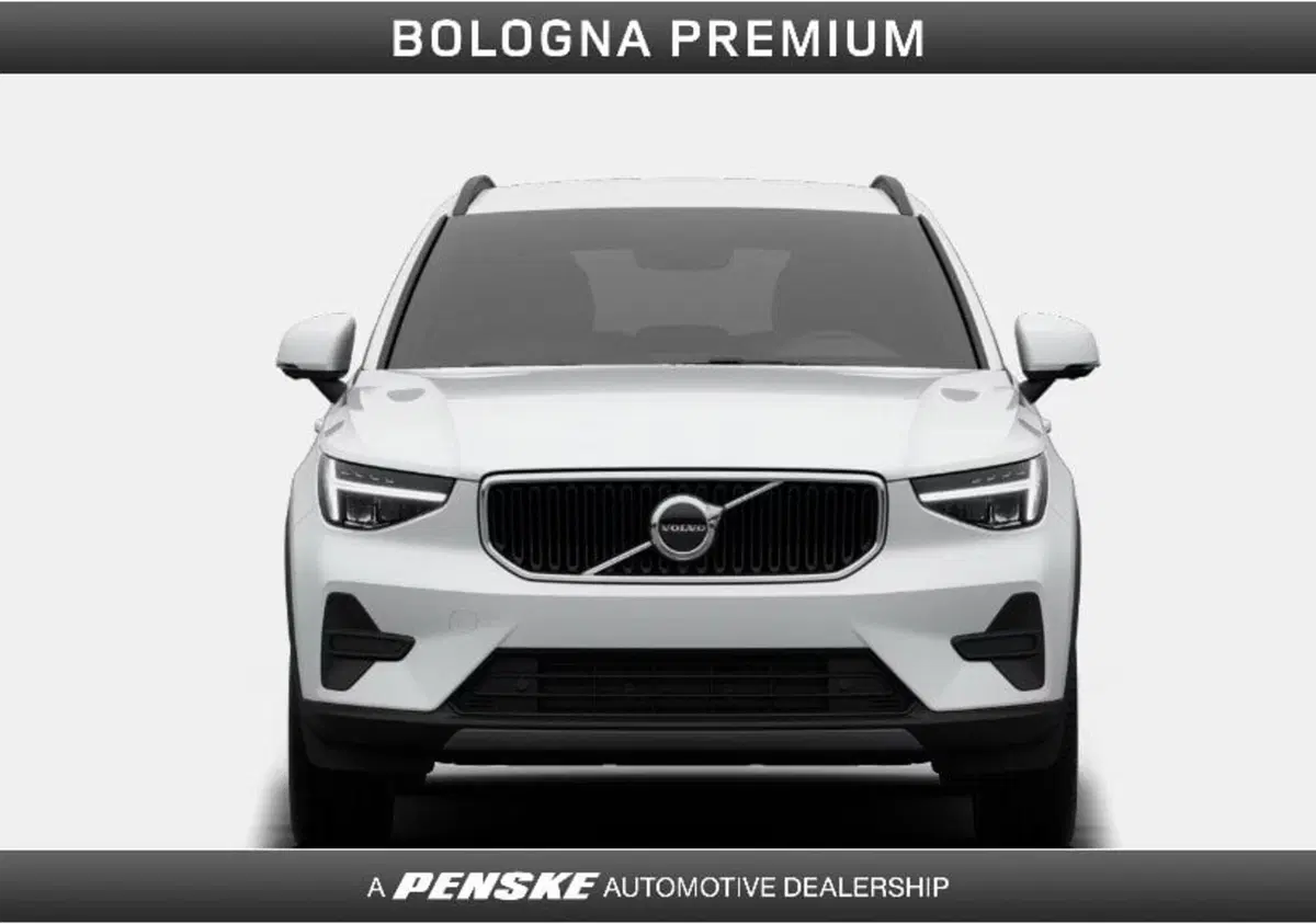 Volvo XC40 nuova a Bologna (4)