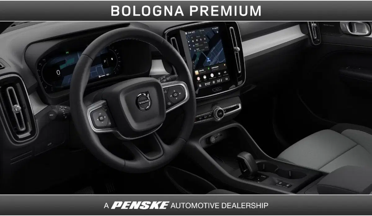 Volvo XC40 nuova a Bologna (4)