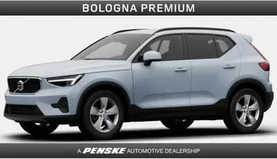 Volvo XC40 2.0 b3 Core auto nuova a Casalecchio di Reno