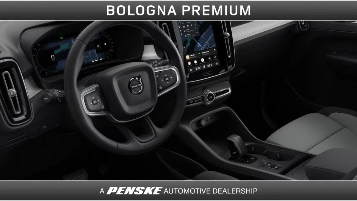 Volvo XC40 nuova a Bologna (4)