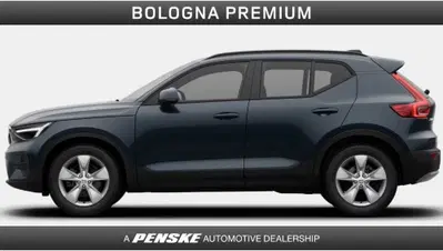 Volvo XC40 2.0 b3 Core auto nuova a Casalecchio di Reno
