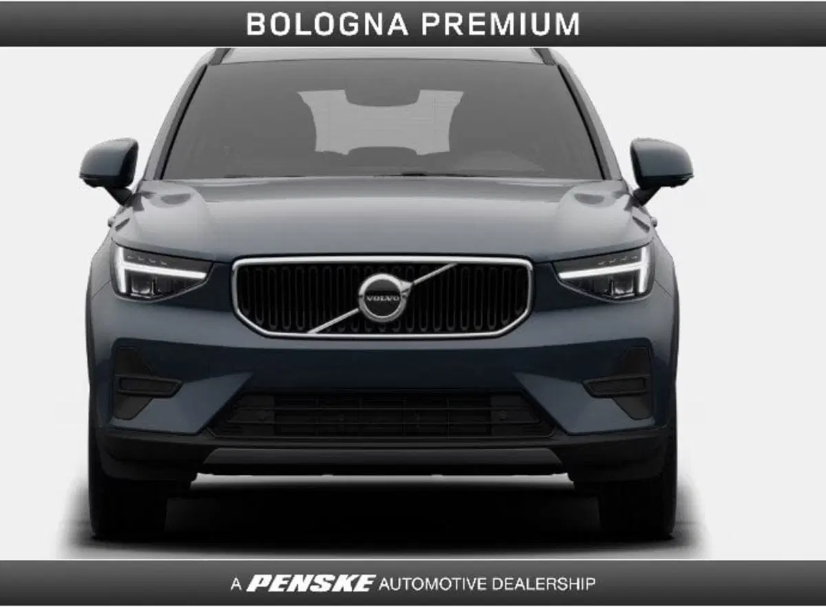 Volvo XC40 nuova a Bologna (3)