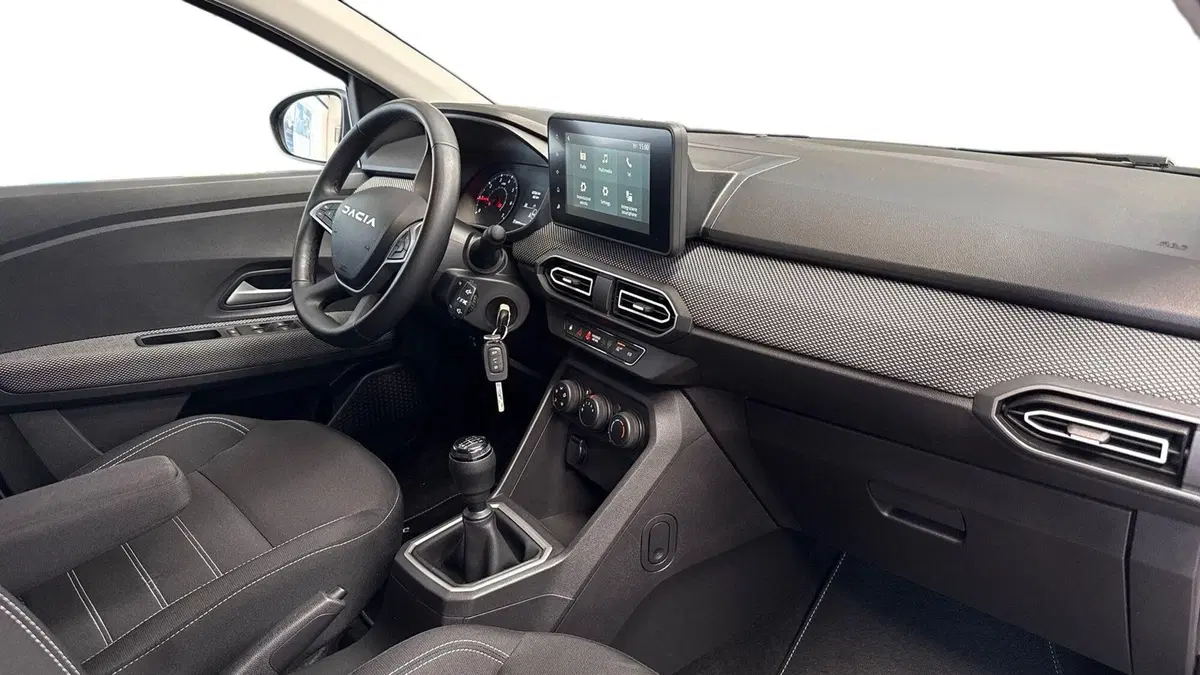 Dacia Jogger usata a Treviso (6)