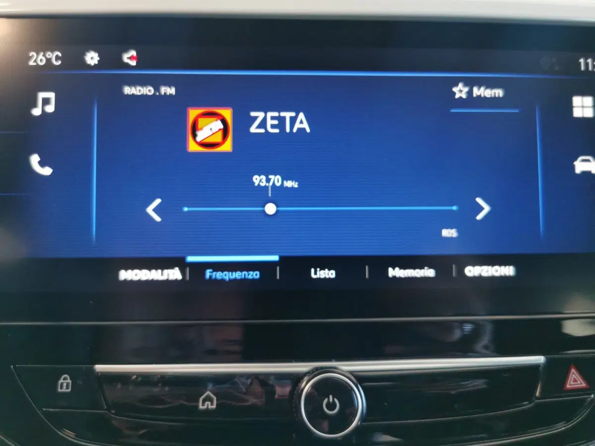 Opel Corsa nuova a Taranto (12)