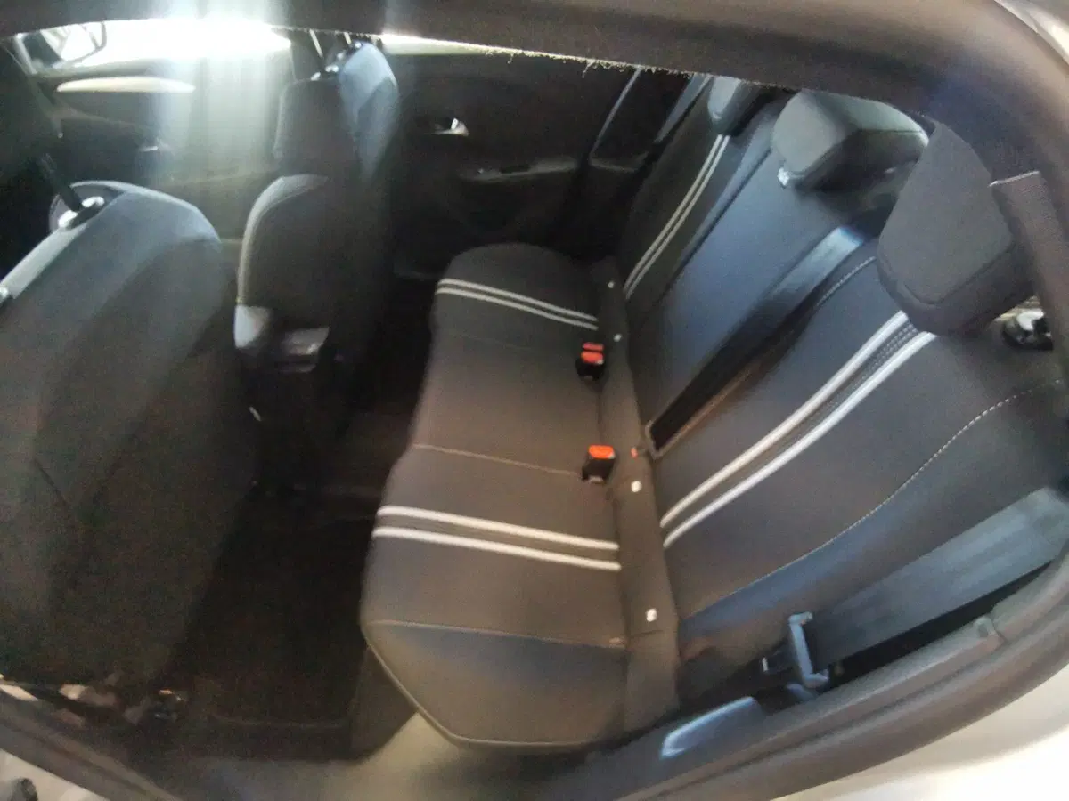 Opel Corsa nuova a Taranto (11)