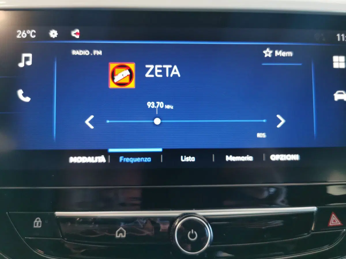 Opel Corsa nuova a Taranto (12)