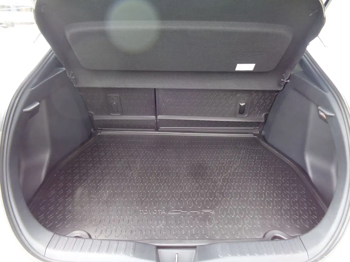Toyota Toyota C-HR usata a Belluno (17)