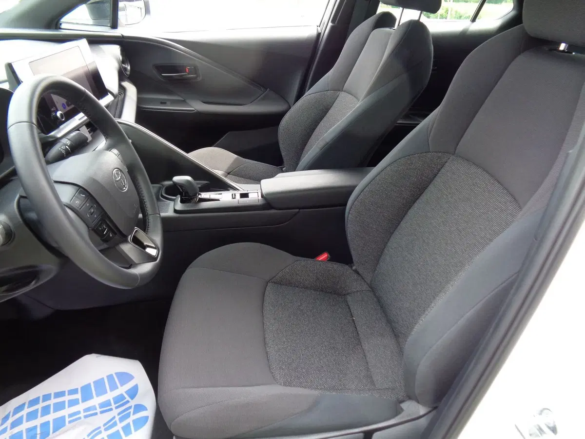 Toyota Toyota C-HR usata a Belluno (9)