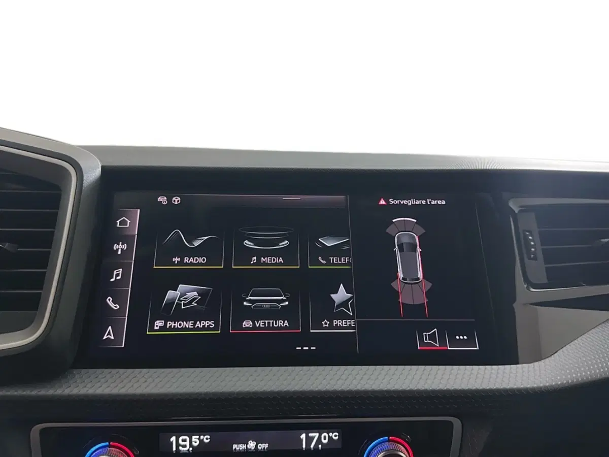 Audi A1 Sportback usata a Napoli (13)