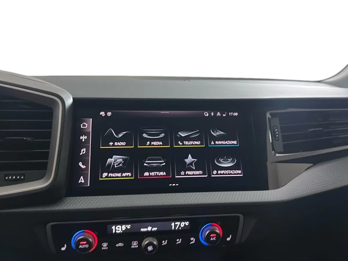 Audi A1 Sportback usata a Napoli (14)