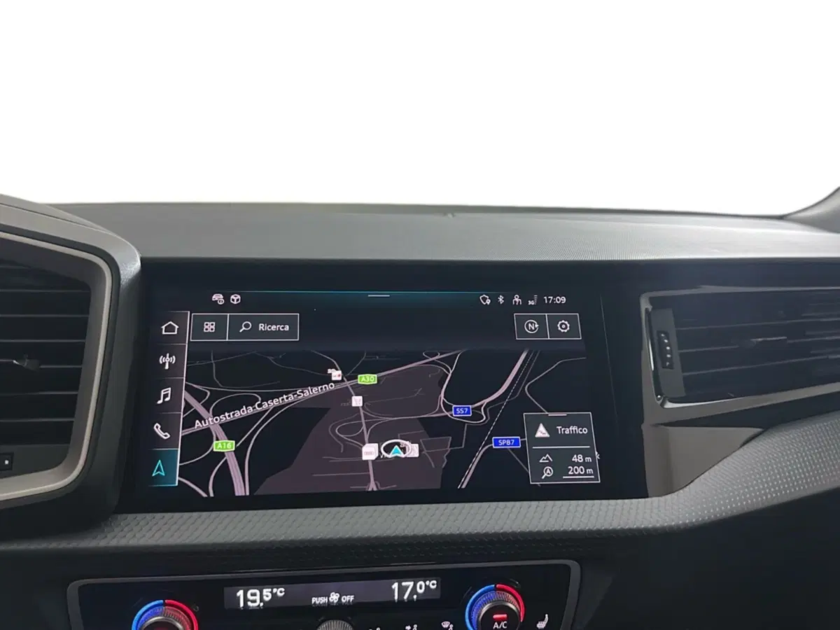 Audi A1 Sportback usata a Napoli (15)