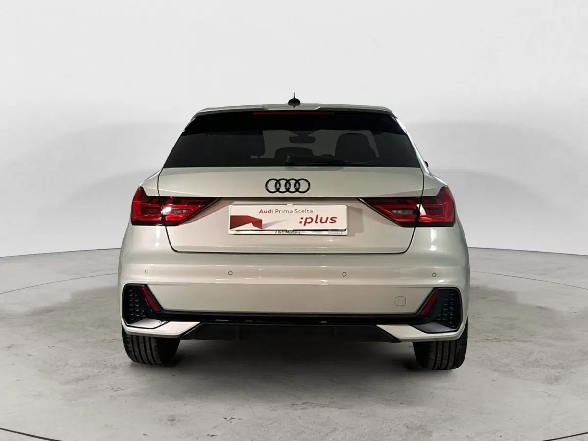 Audi A1 Sportback usata a Napoli (6)