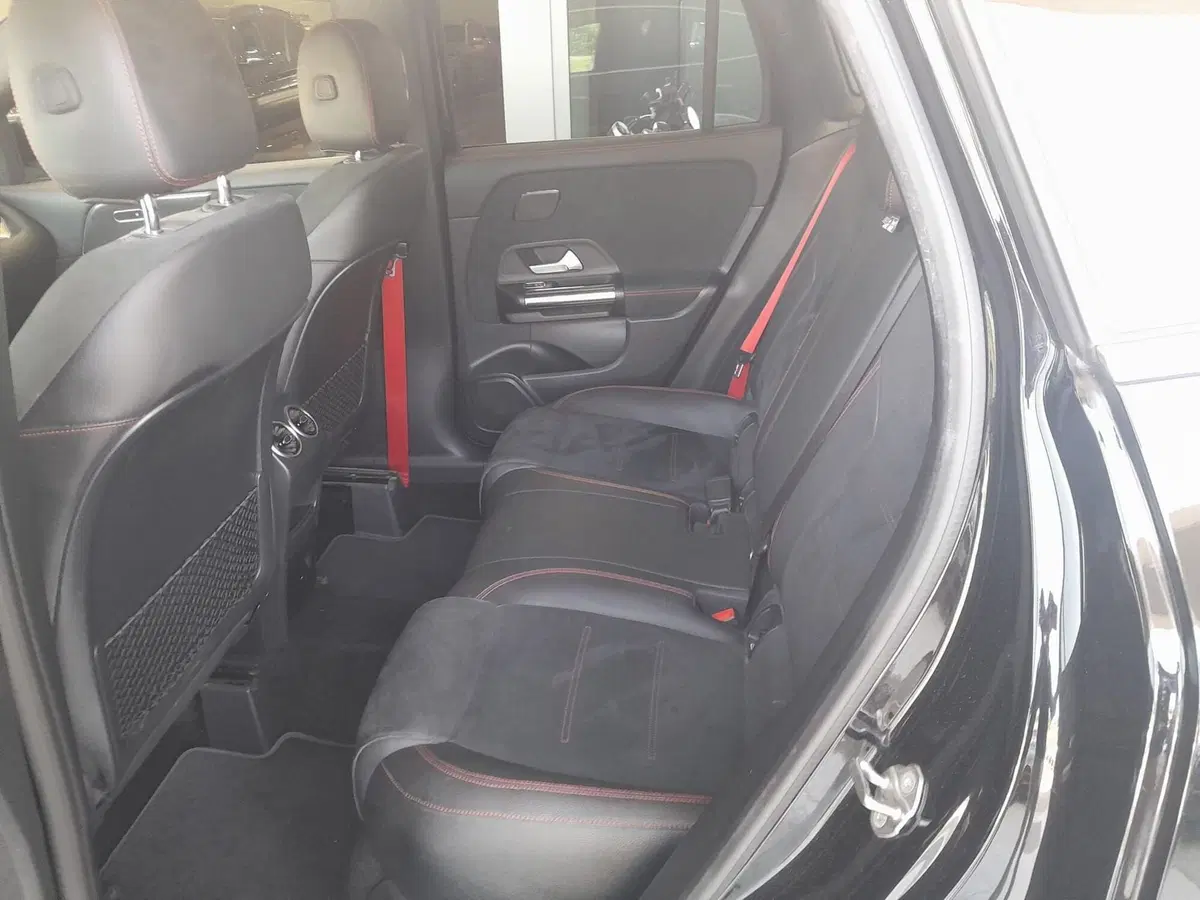Mercedes-Benz GLA SUV usata a Asti (7)