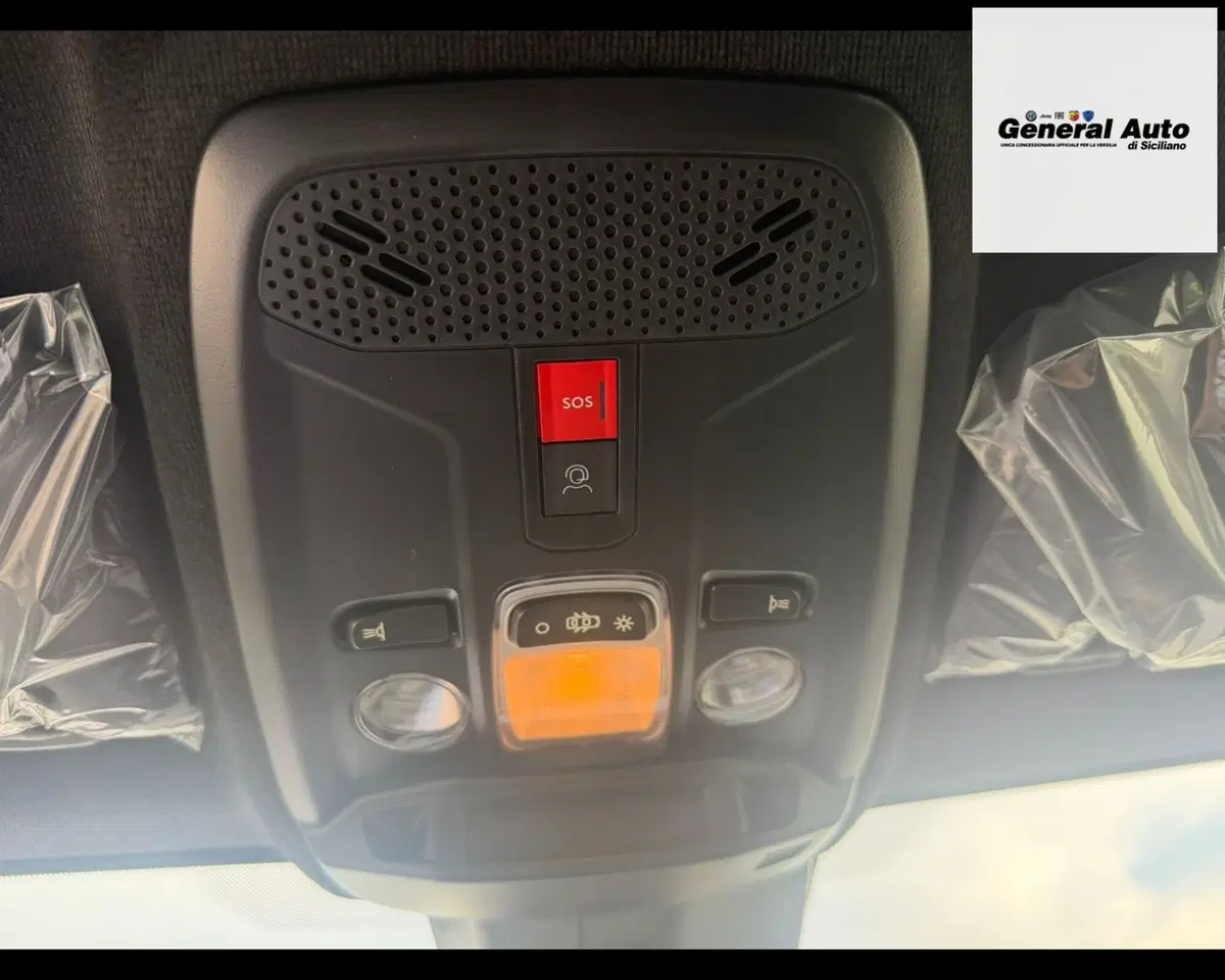 Lancia Ypsilon nuova a Lucca (18)