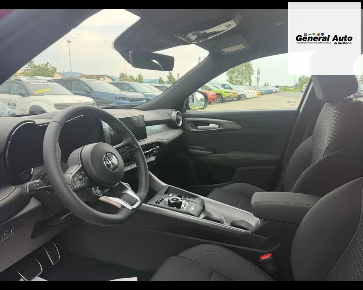 Alfa Romeo Tonale nuova a Lucca (13)