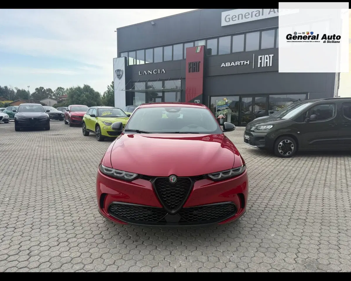 Alfa Romeo Tonale nuova a Lucca (2)