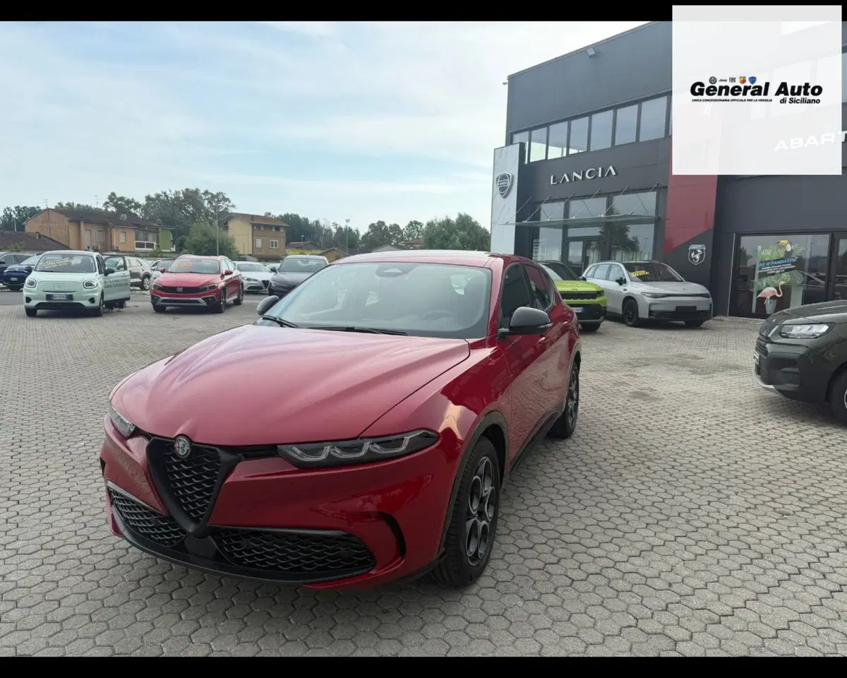 Alfa Romeo Tonale nuova a Lucca (3)