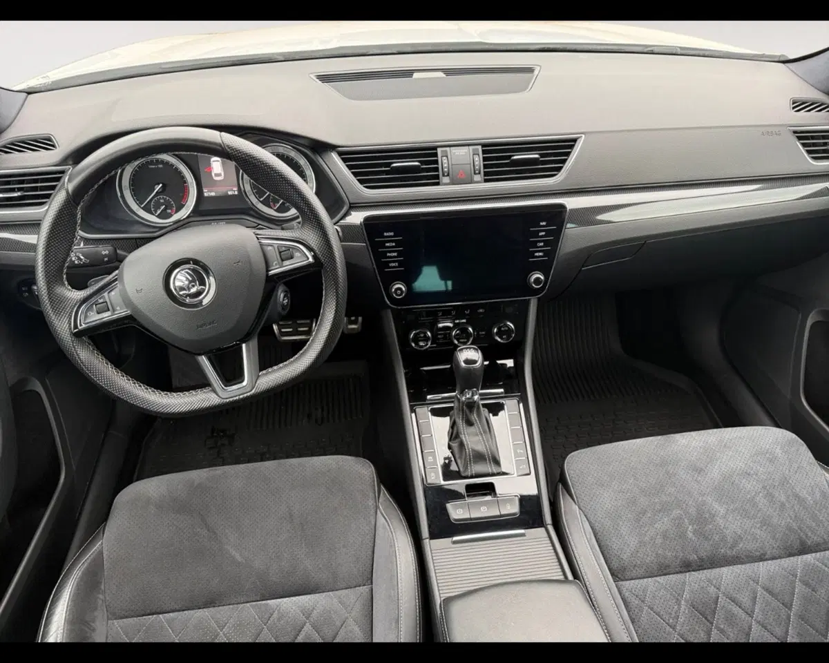 Skoda Superb Station Wagon usata a Forlì-Cesena (10)