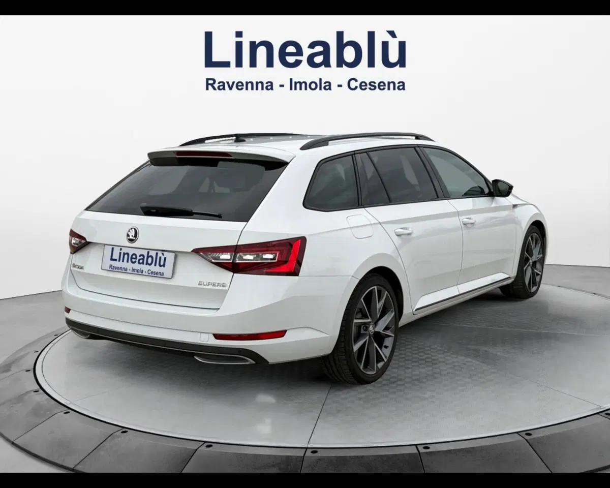 Skoda Superb Station Wagon usata a Forlì-Cesena (5)