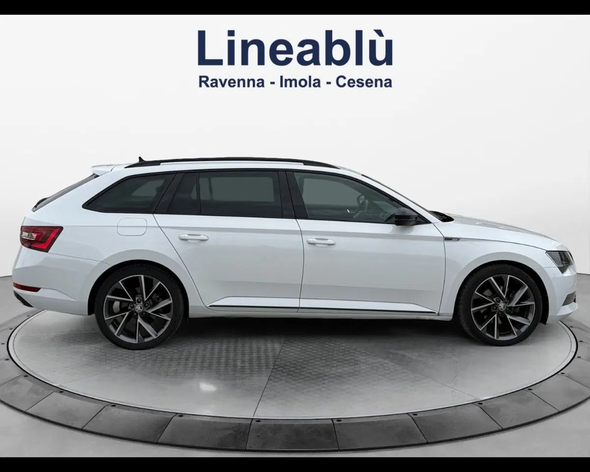 Skoda Superb Station Wagon usata a Forlì-Cesena (6)