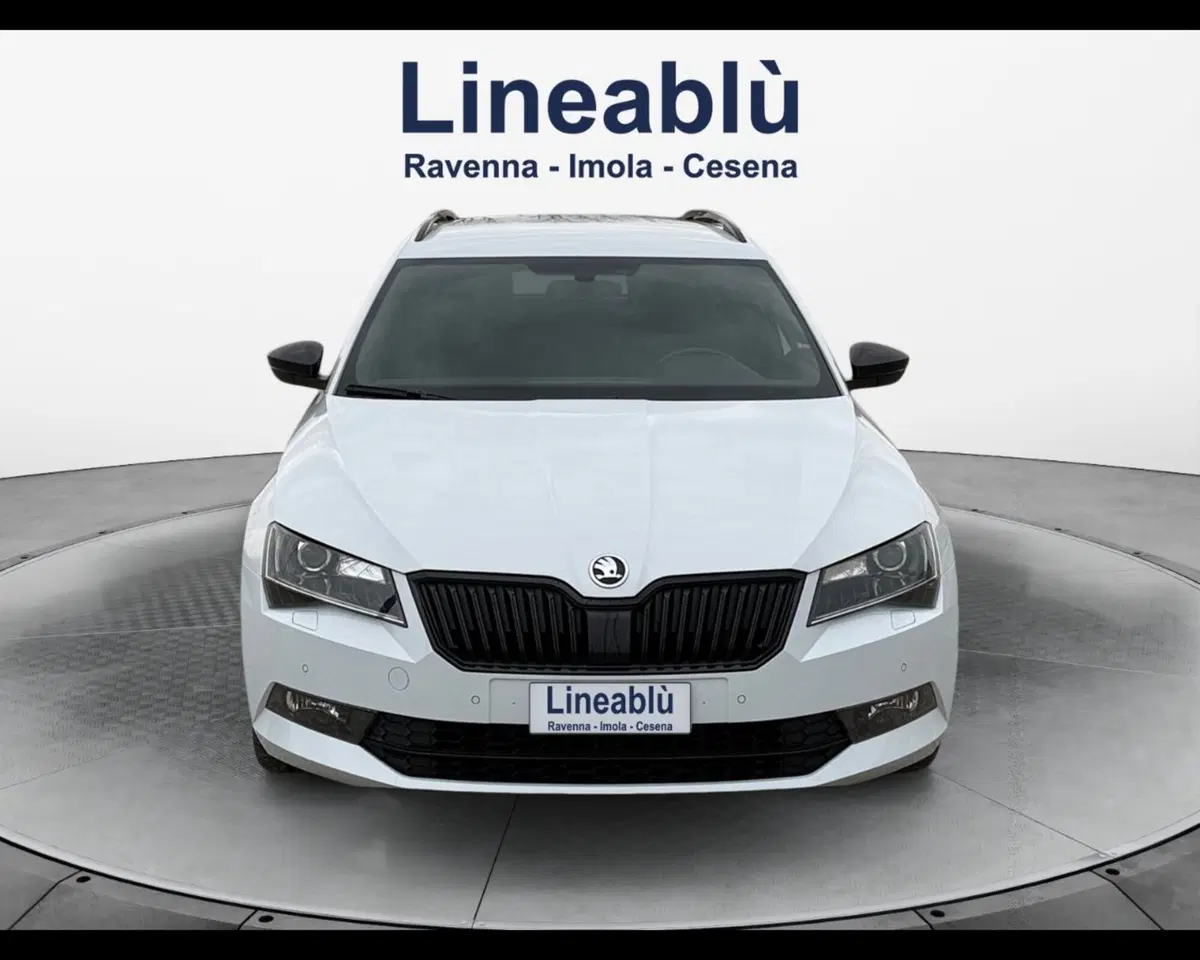 Skoda Superb Station Wagon usata a Forlì-Cesena (8)