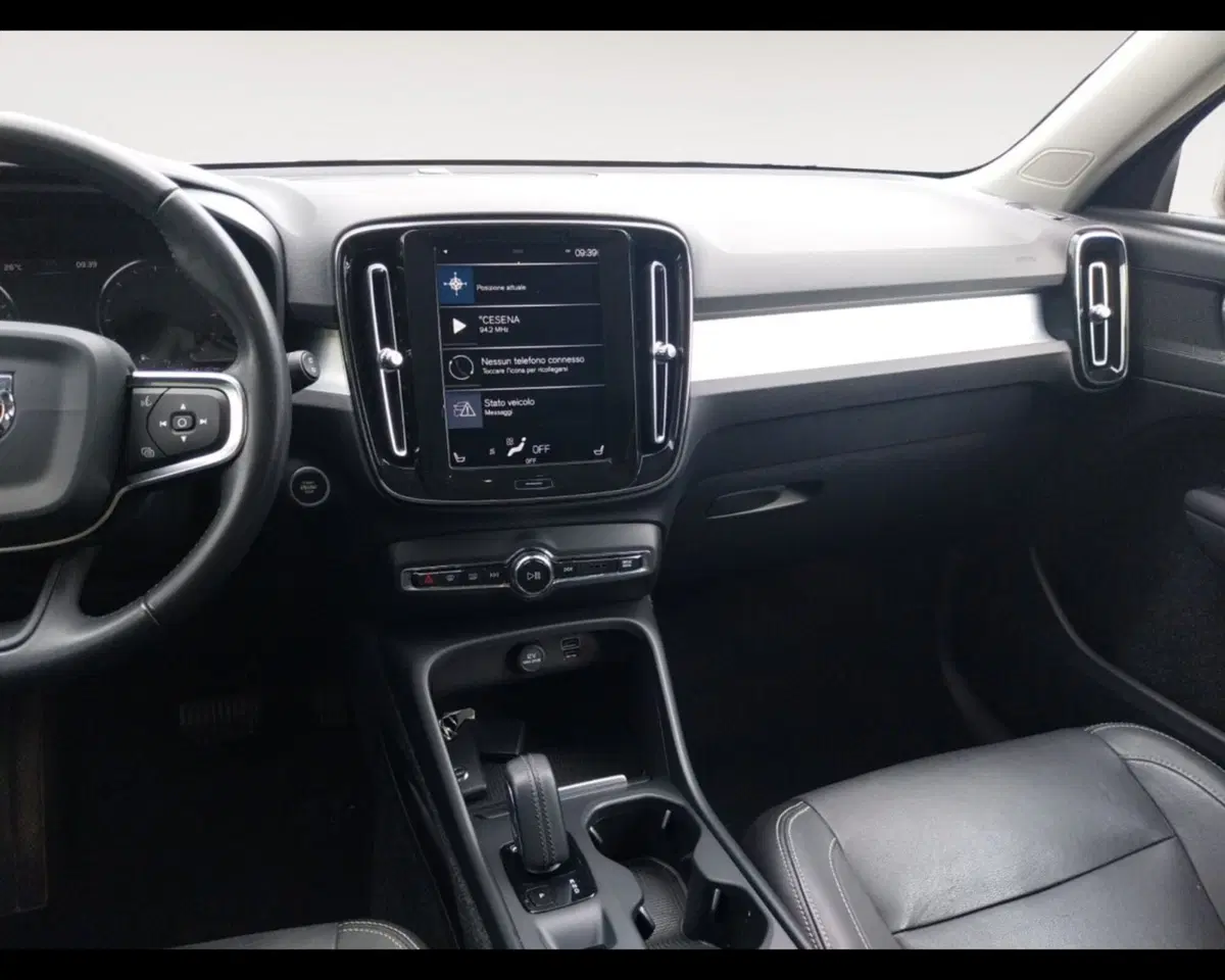 Volvo XC40 usata a Forlì-Cesena (11)