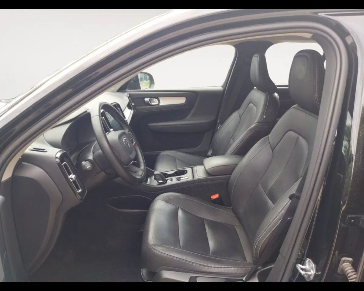 Volvo XC40 usata a Forlì-Cesena (9)