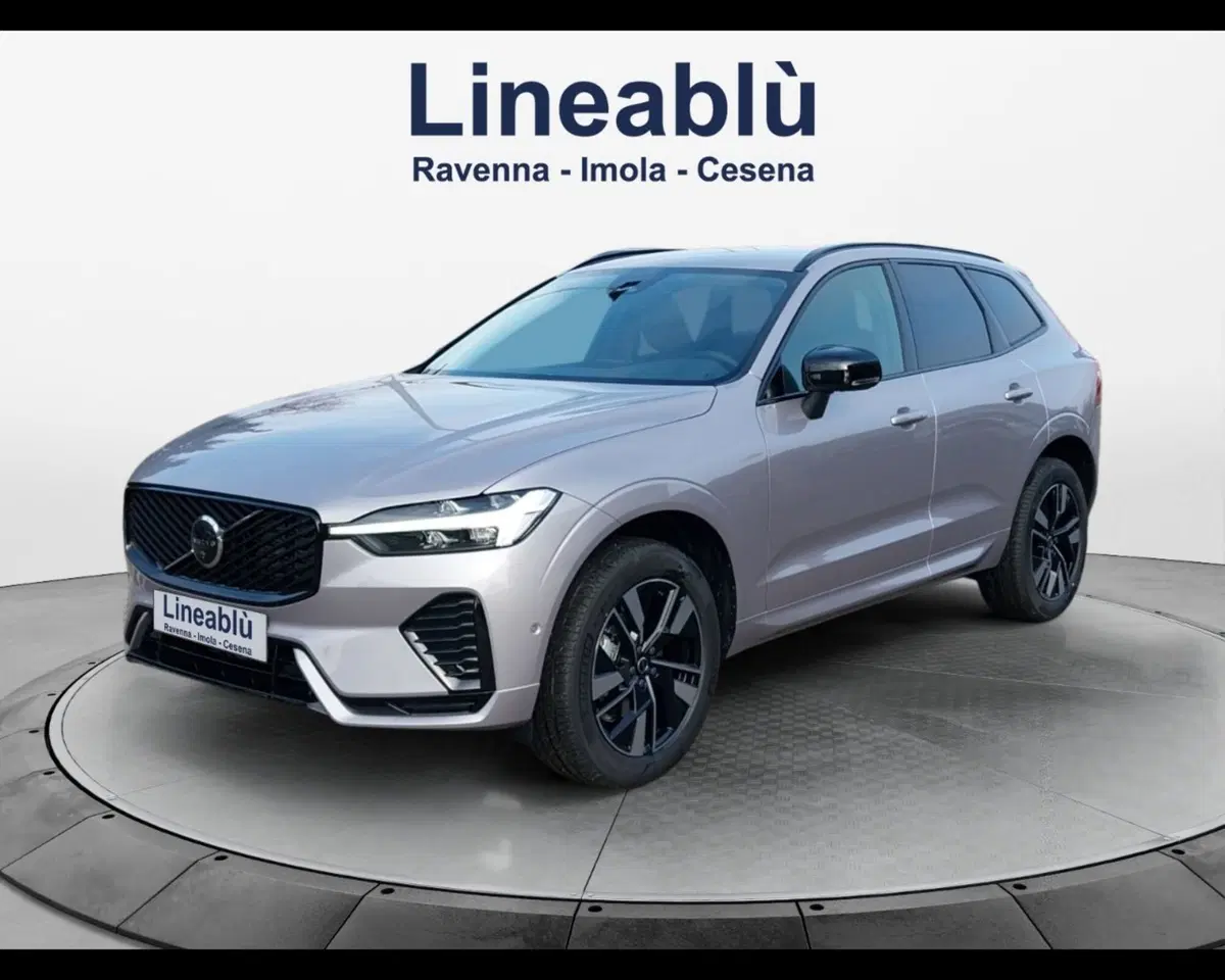 Volvo XC60 nuova a Bologna