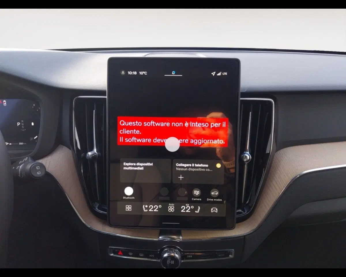 Volvo XC60 nuova a Bologna (12)