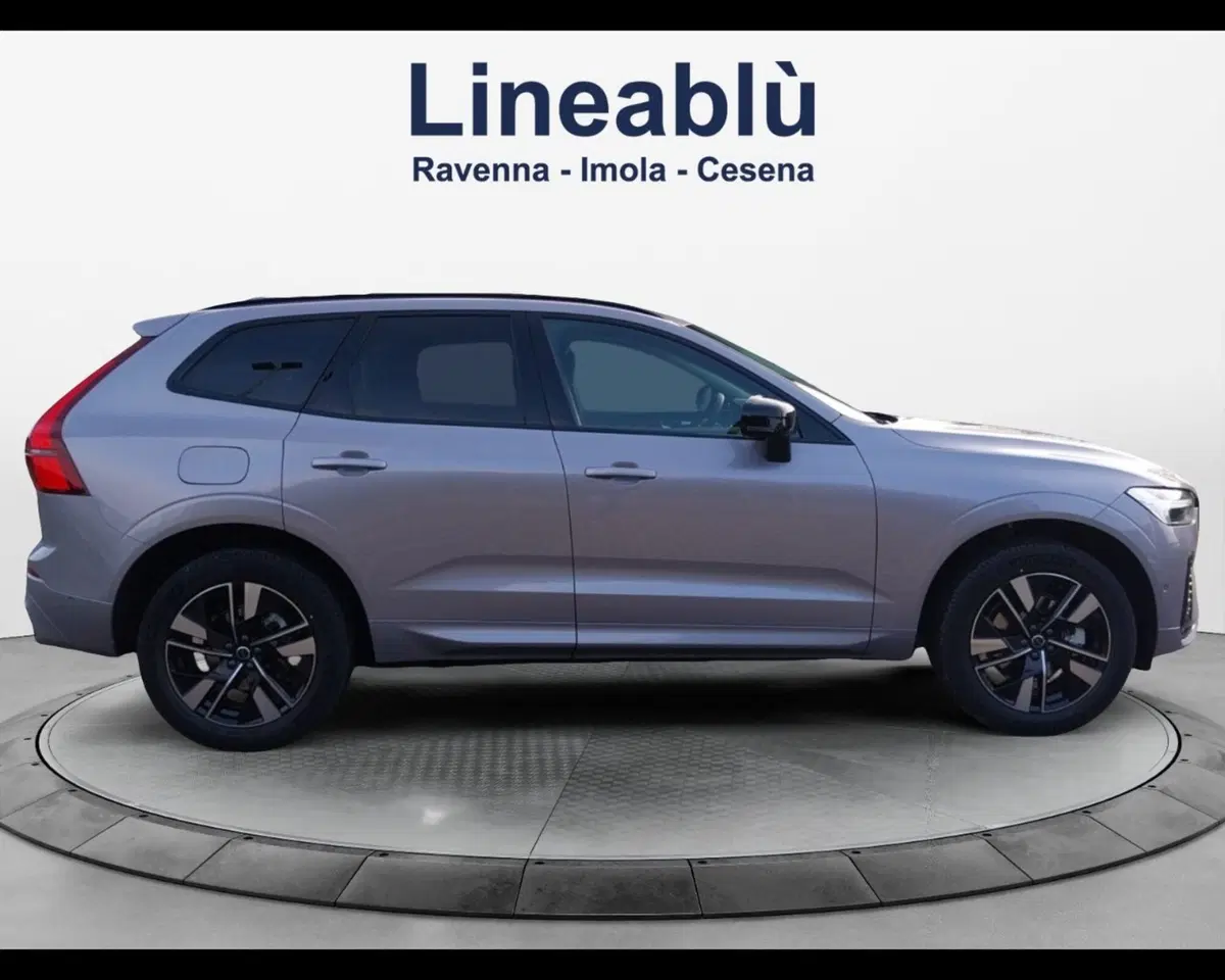 Volvo XC60 nuova a Bologna (6)