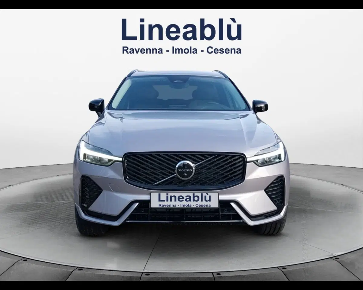 Volvo XC60 nuova a Bologna (8)