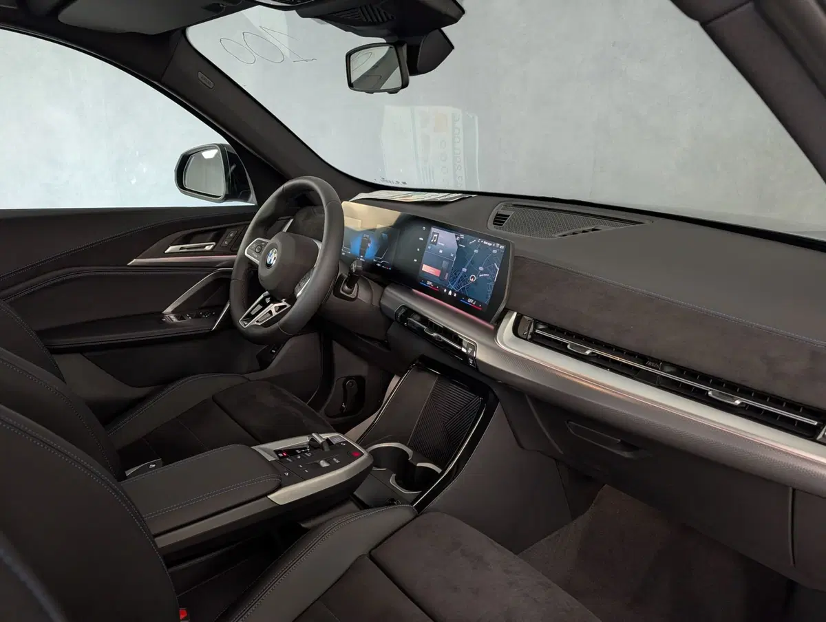BMW X1 nuova a Salerno (18)