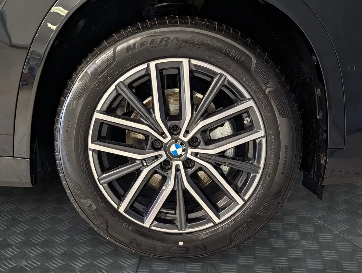 BMW X1 nuova a Salerno (8)