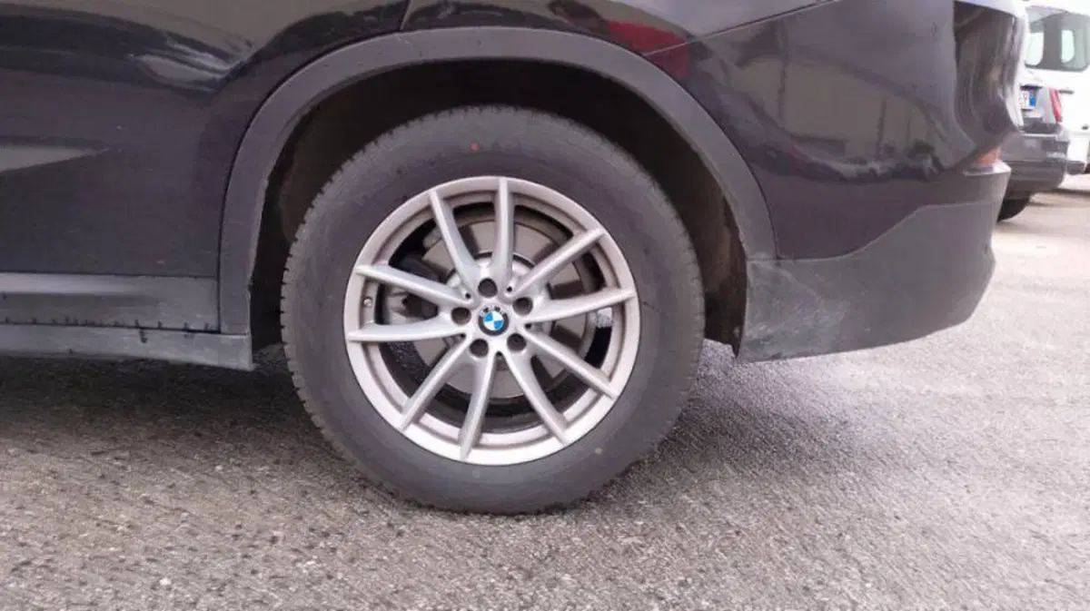 BMW X4 usata a Salerno (16)
