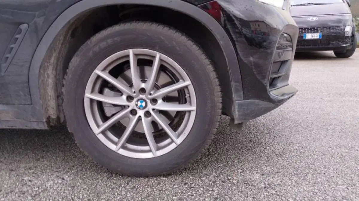 BMW X4 usata a Salerno (19)