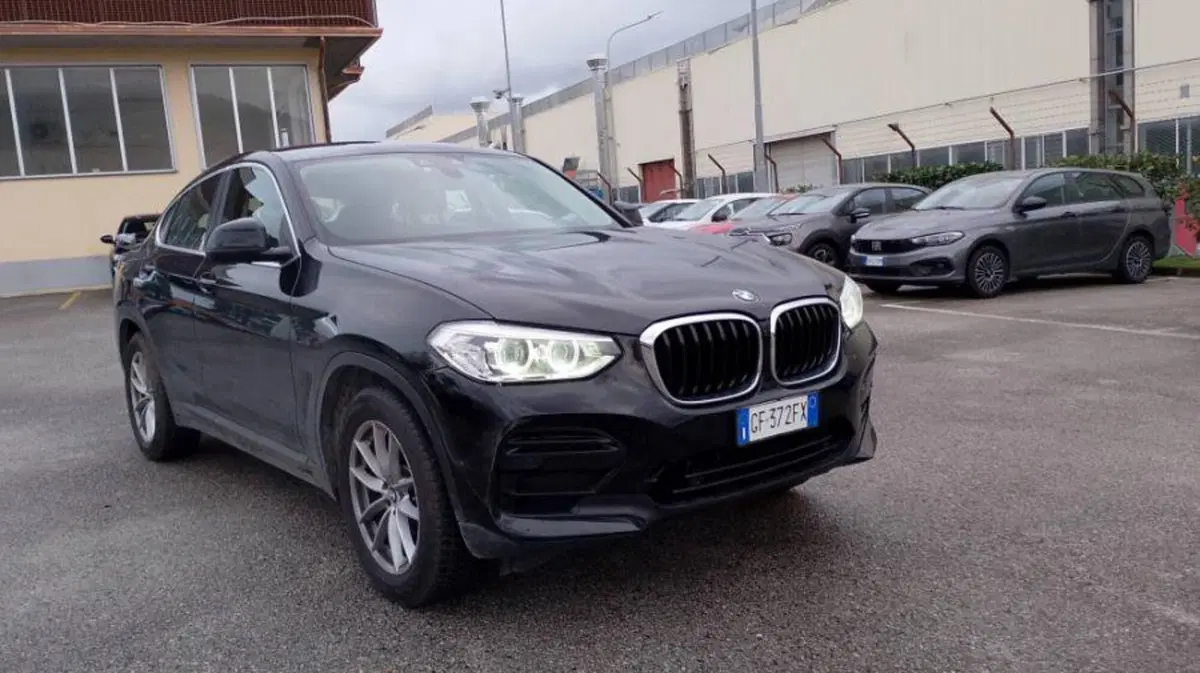 BMW X4 usata a Salerno (2)