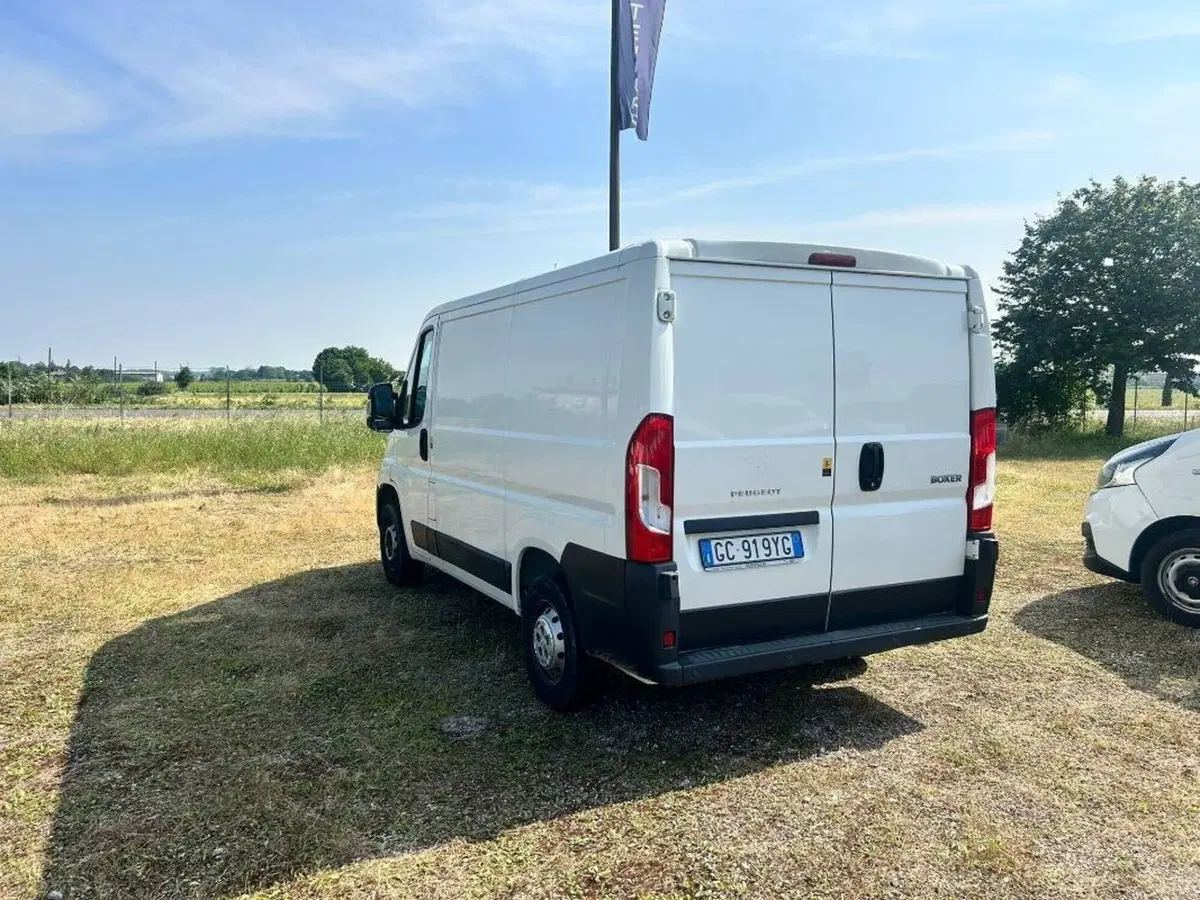 Peugeot Boxer Furgone usata a Salerno (3)