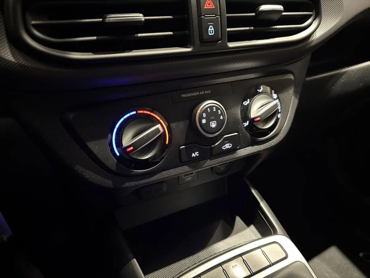 Hyundai i10 usata a Prato (15)