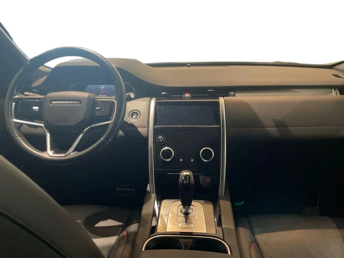 Land Rover Discovery Sport usata a Prato (11)