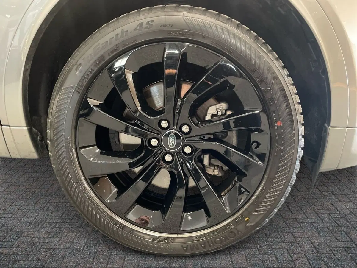 Land Rover Discovery Sport usata a Prato (6)